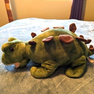 Dinosaur 🦖 stuffed animal